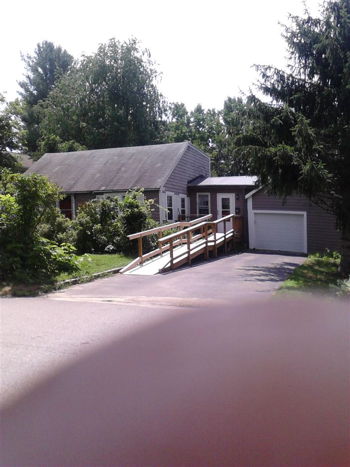15 Myrtle Street Exeter, NH 03833 - Photo 1 of 2
