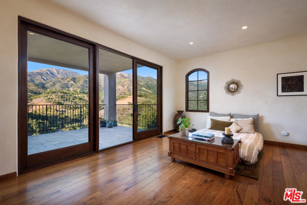 219 Conejo Road Santa Barbara, CA 93103 - Photo 18 of 19