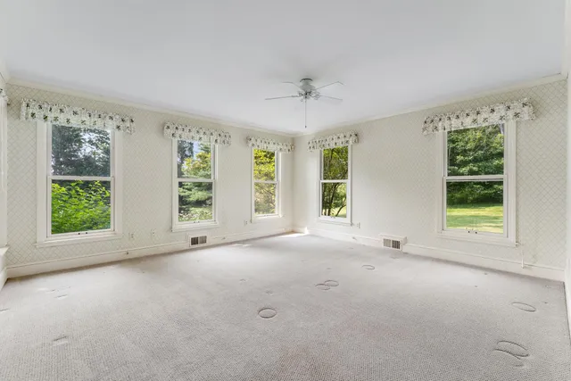 $1,475,000 | 593 Red Barn Road, Hartford, VT 05001