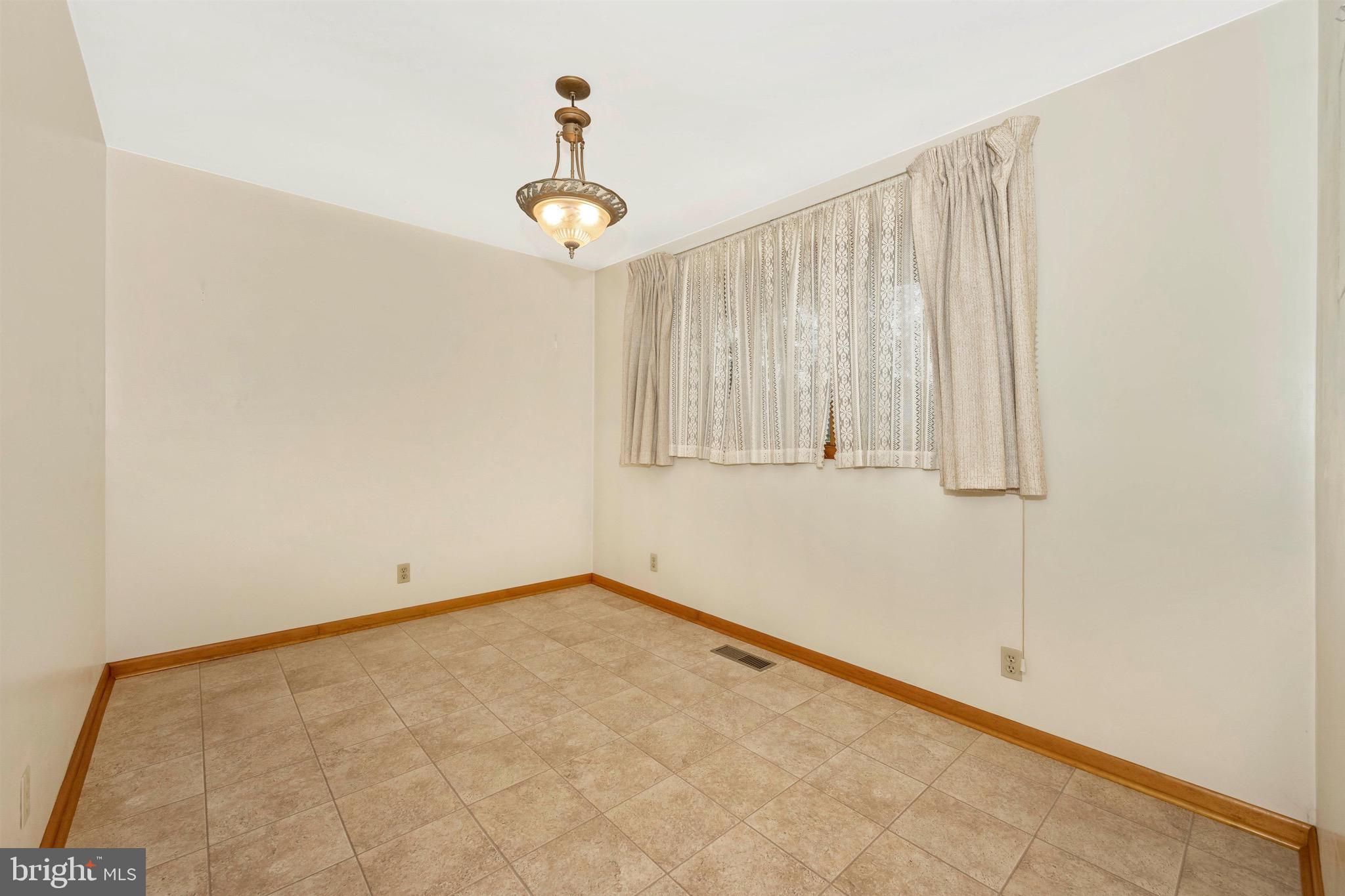 2539 Marston Road New Windsor, MD 21776 - Photo 11 of 65 Gallery Image 11
