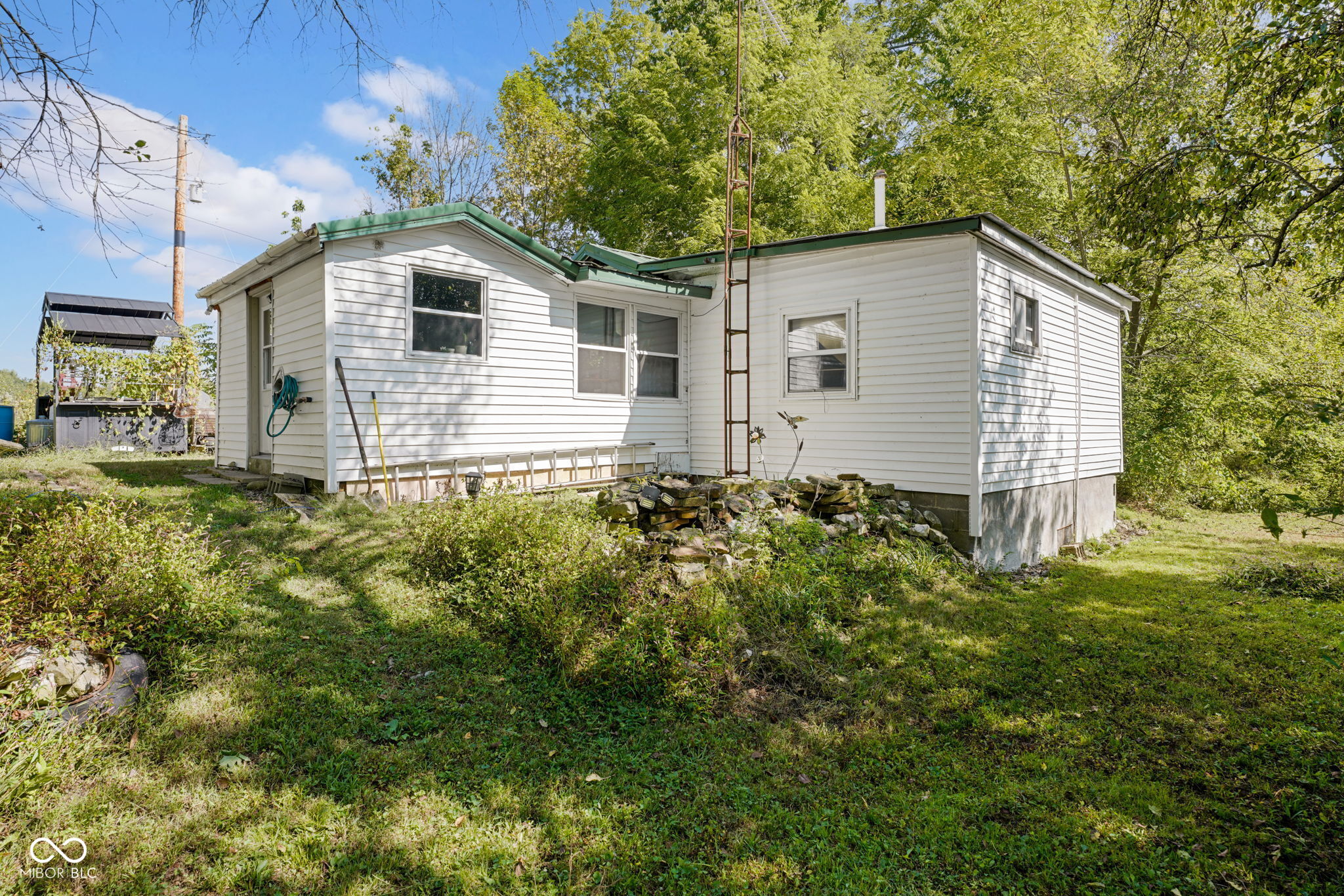 16030 South Ferguson Road Columbus, IN 47201 - Photo 16 of 33