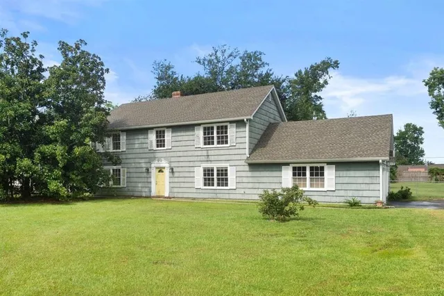 $260,000 | 4828 Prien Bluff Road, Lake Charles, LA 70605