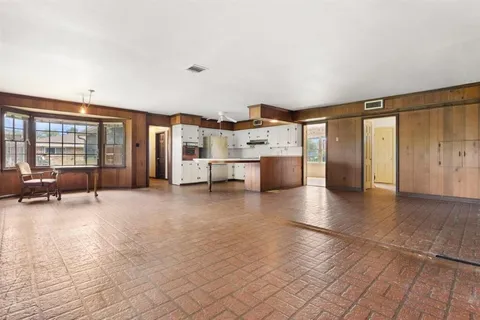 $260,000 | 4828 Prien Bluff Road, Lake Charles, LA 70605