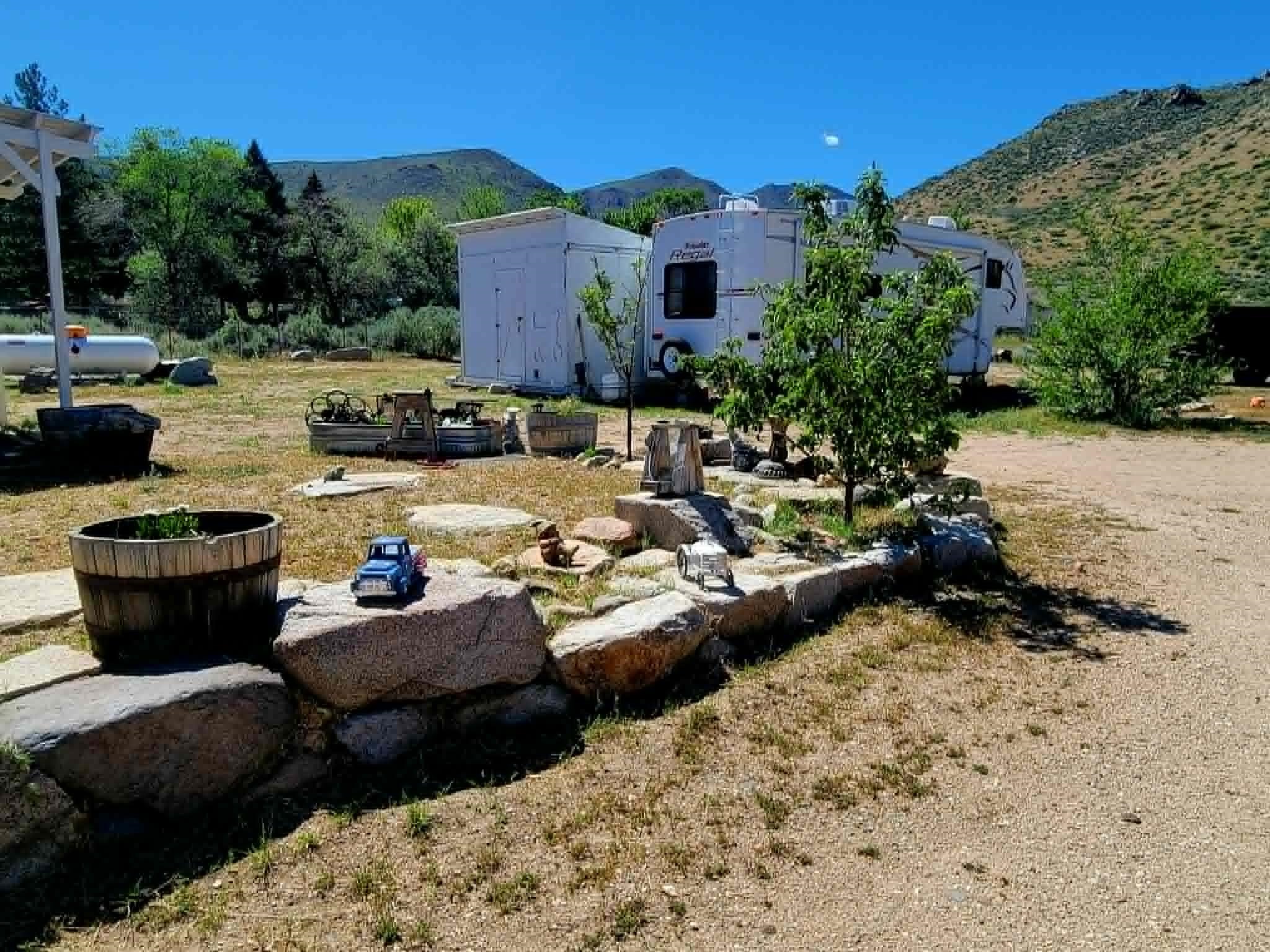 493 Mule Deer Road Coleville, CA 96107 - Photo 26 of 39