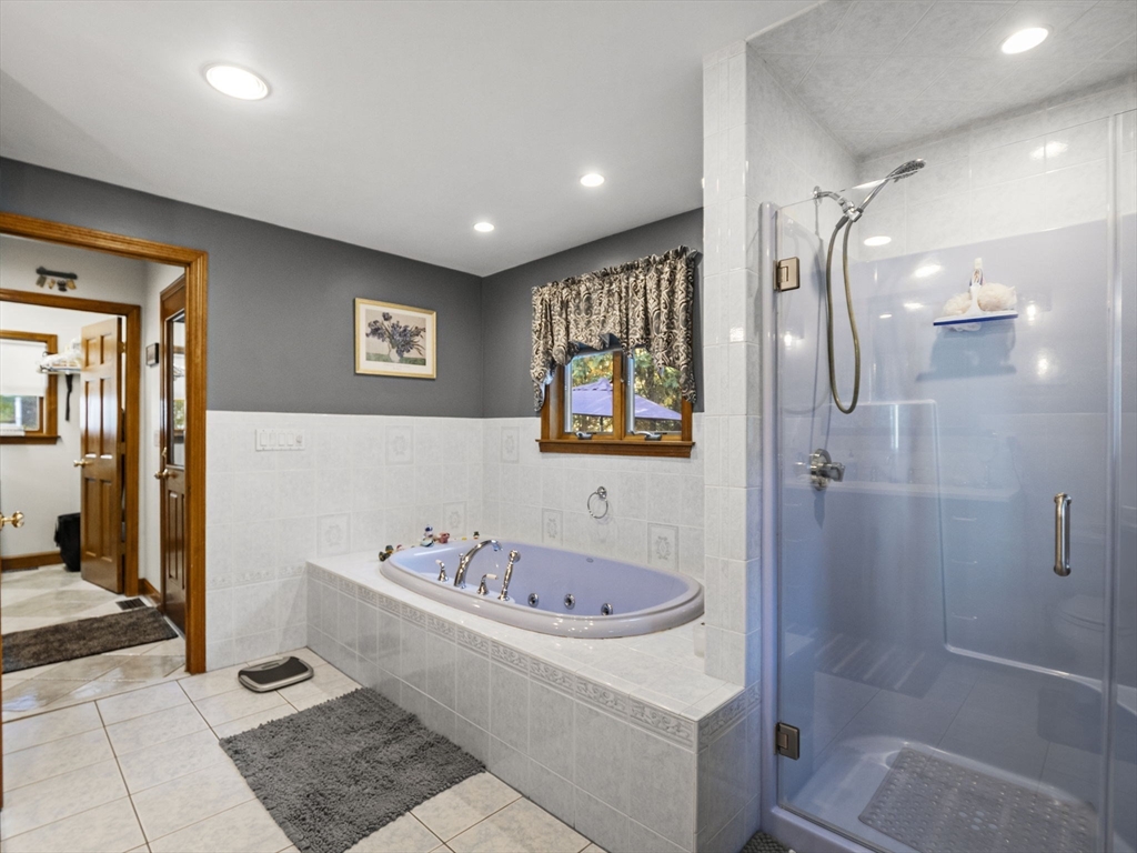 48 Mission Road Tyngsborough, MA 01879 - Photo 17 of 42