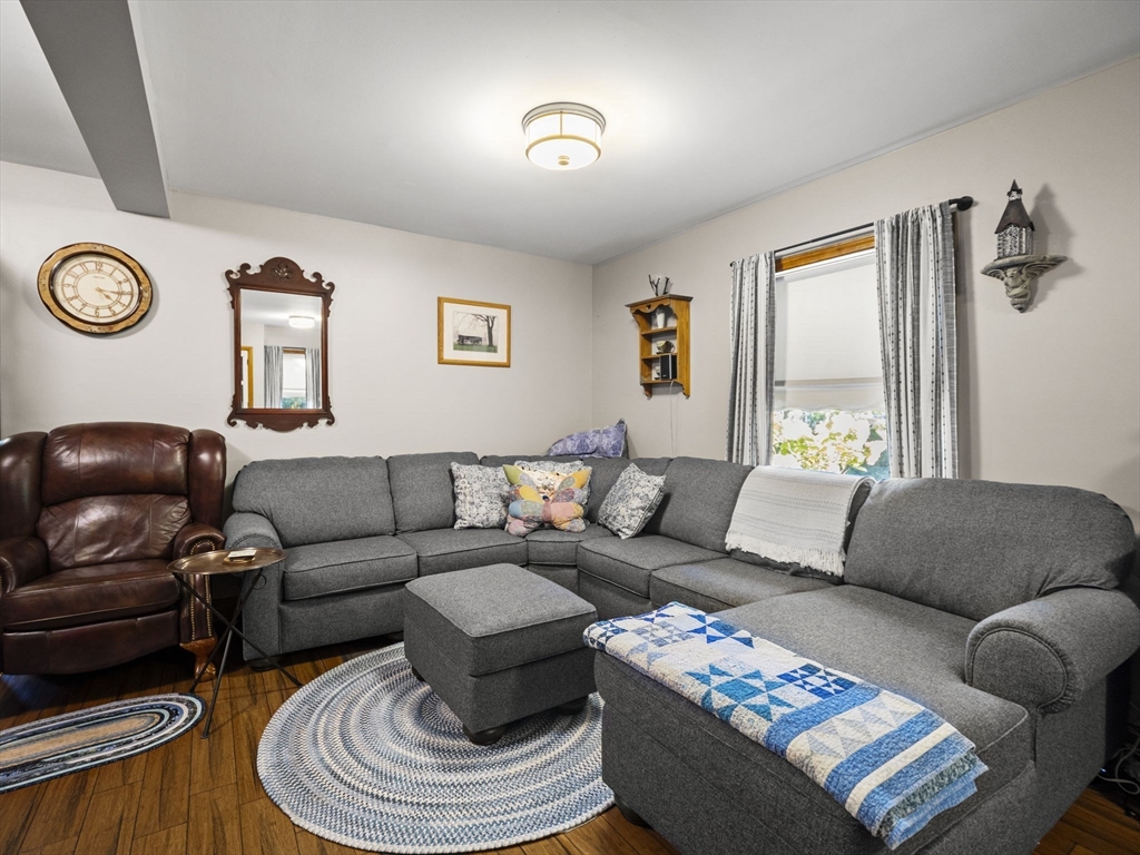 48 Mission Road Tyngsborough, MA 01879 - Photo 7 of 42