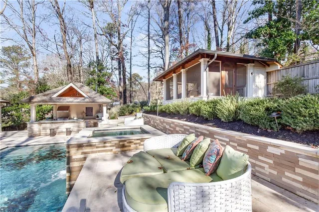 $13,500 | 2991 Sequoyah Drive Northwest, Atlanta, GA 30327