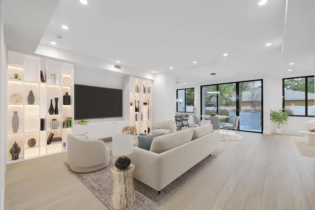 $4,250,000 | 408 Southeast 2nd Street, Delray Beach, FL 33483