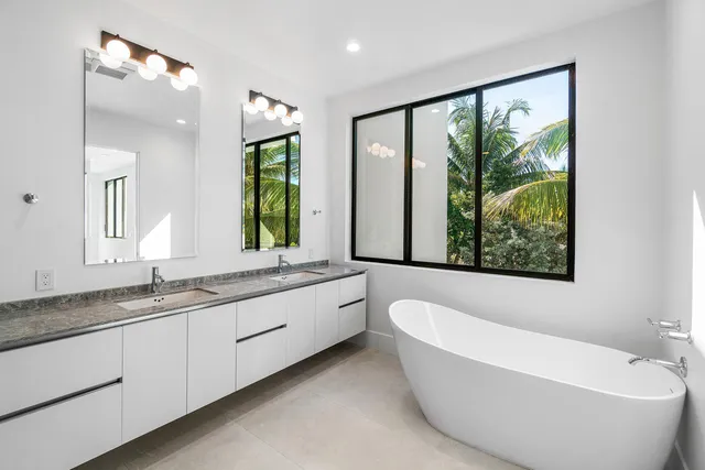 $4,250,000 | 408 Southeast 2nd Street, Delray Beach, FL 33483