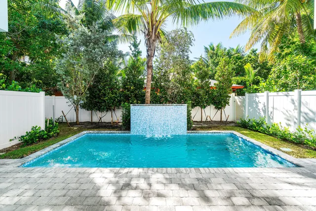 $4,250,000 | 408 Southeast 2nd Street, Delray Beach, FL 33483