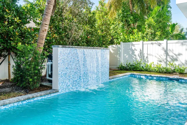 $4,250,000 | 408 Southeast 2nd Street, Delray Beach, FL 33483
