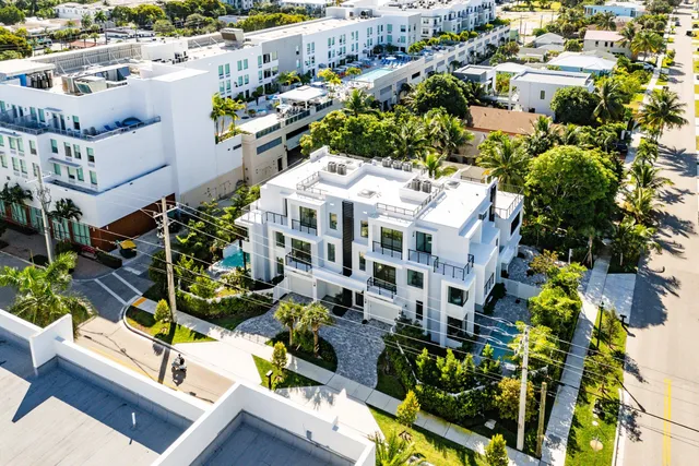 $4,250,000 | 408 Southeast 2nd Street, Delray Beach, FL 33483