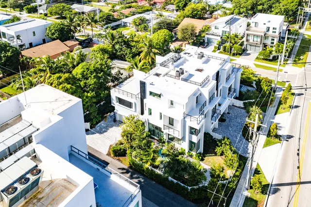 $4,250,000 | 408 Southeast 2nd Street, Delray Beach, FL 33483