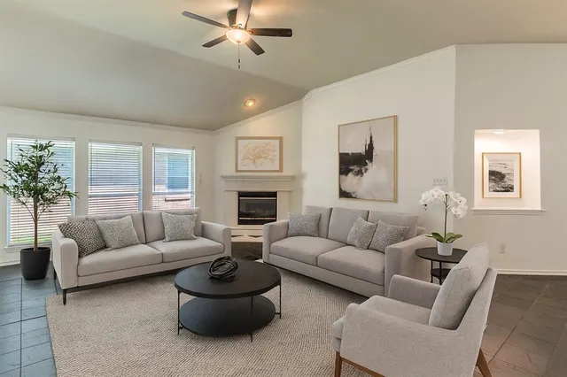 $395,000 | 4173 Slick Rock Chase, Fort Worth, TX 76040