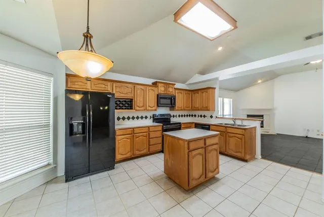 $395,000 | 4173 Slick Rock Chase, Fort Worth, TX 76040