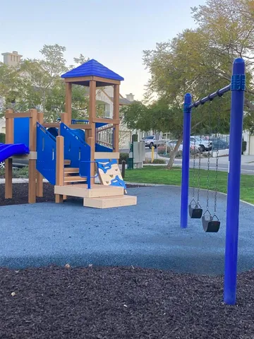 $3,360 | 16941 Meadowlark Ridge Road, Unit 1, San Diego, CA 92127