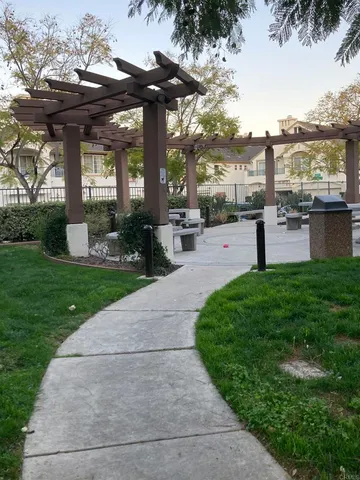 $3,360 | 16941 Meadowlark Ridge Road, Unit 1, San Diego, CA 92127