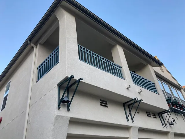 $3,360 | 16941 Meadowlark Ridge Road, Unit 1, San Diego, CA 92127