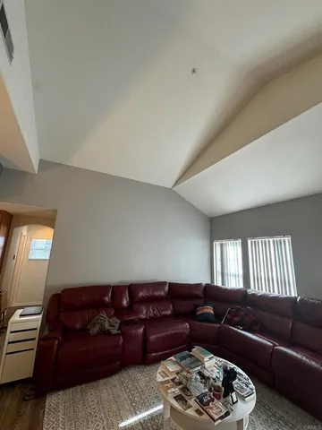 $3,360 | 16941 Meadowlark Ridge Road, Unit 1, San Diego, CA 92127