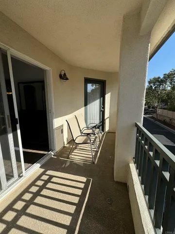 $3,360 | 16941 Meadowlark Ridge Road, Unit 1, San Diego, CA 92127
