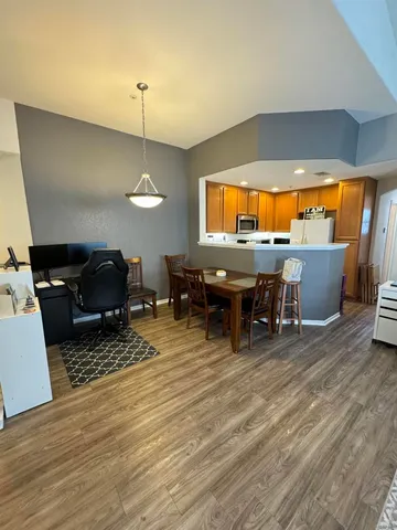 $3,360 | 16941 Meadowlark Ridge Road, Unit 1, San Diego, CA 92127