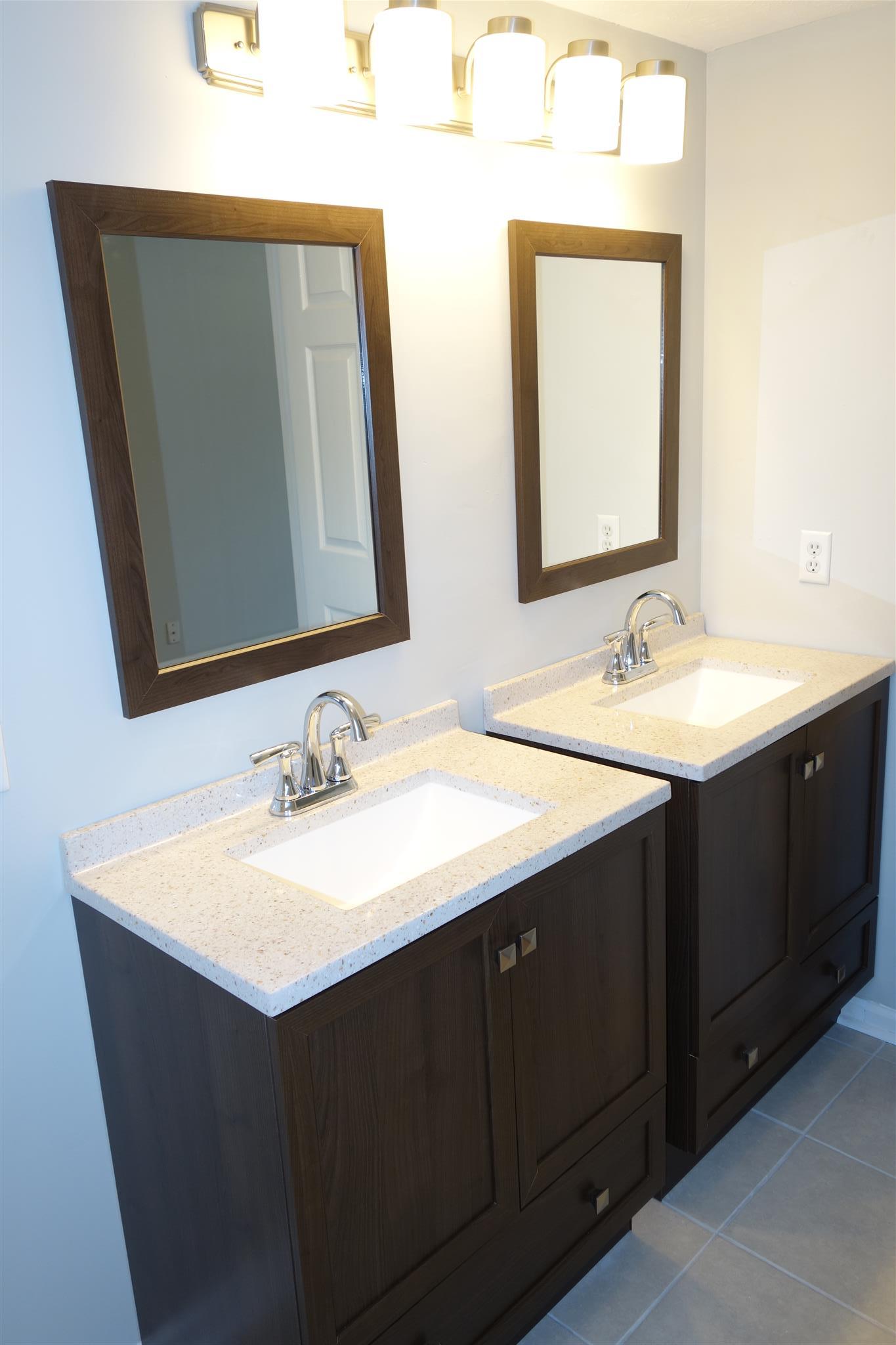 1545 Ridgemont Drive La Vergne, TN 37086 - Photo 13 of 25 a bathroom with 2 sink and a mirror