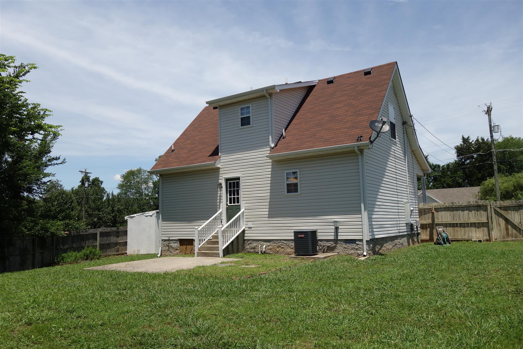 1545 Ridgemont Drive La Vergne, TN 37086 - Photo 5 of 25 a view of a house with a yard