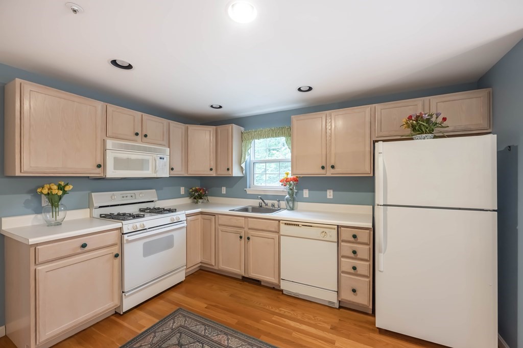 6 Peterson Road North Andover, MA 01845 - Photo 11 of 26 Gallery Image 11