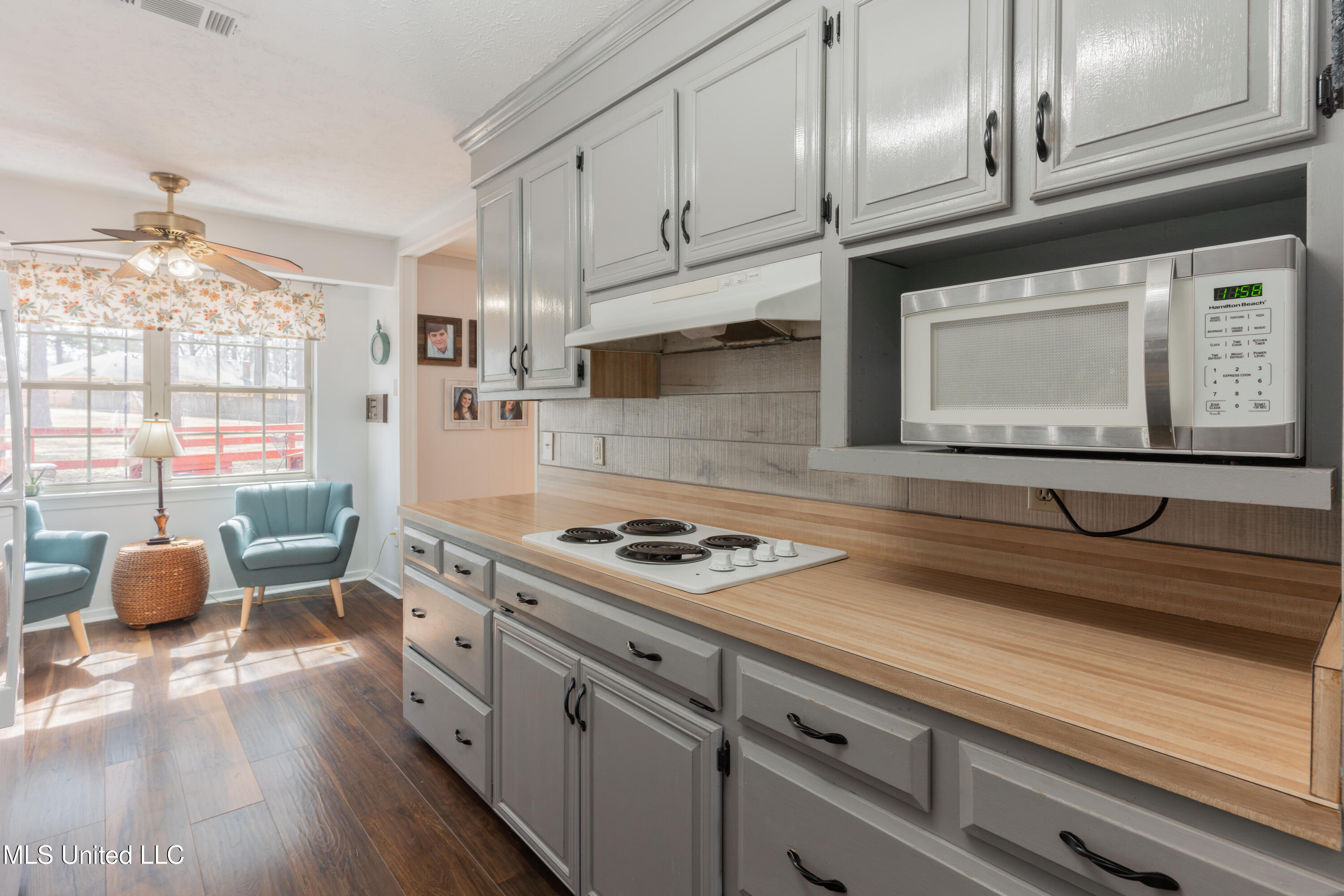 1419 Huntcliff Way Clinton, MS 39056 - Photo 17 of 67 17-Kitchen