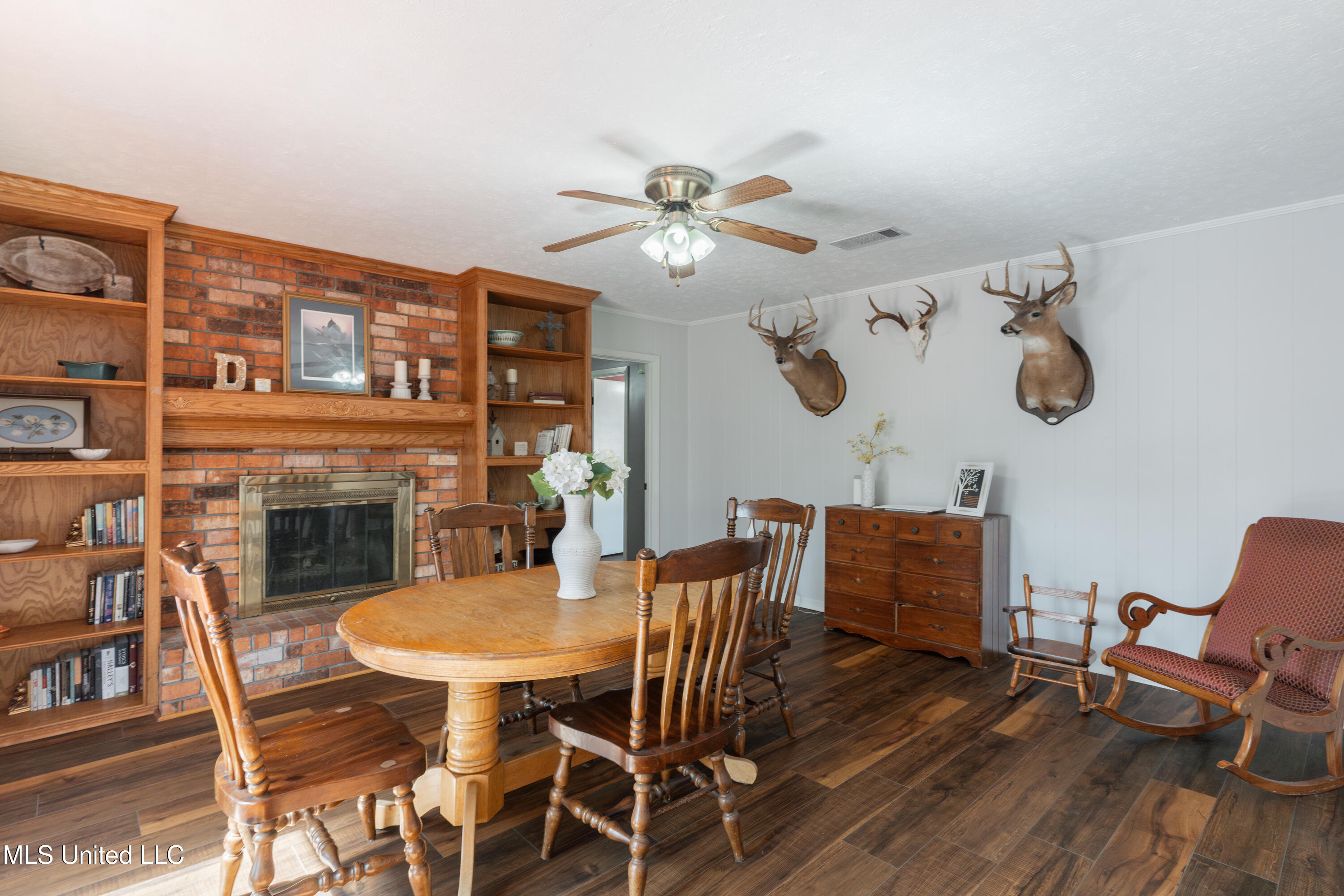 1419 Huntcliff Way Clinton, MS 39056 - Photo 23 of 67 Family Room