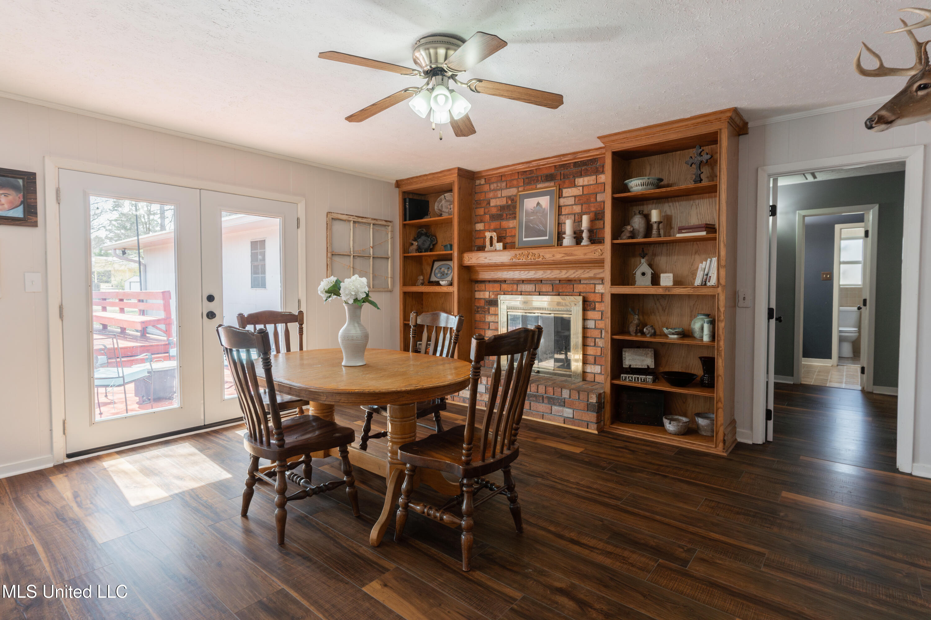 1419 Huntcliff Way Clinton, MS 39056 - Photo 25 of 67 25-Family Room
