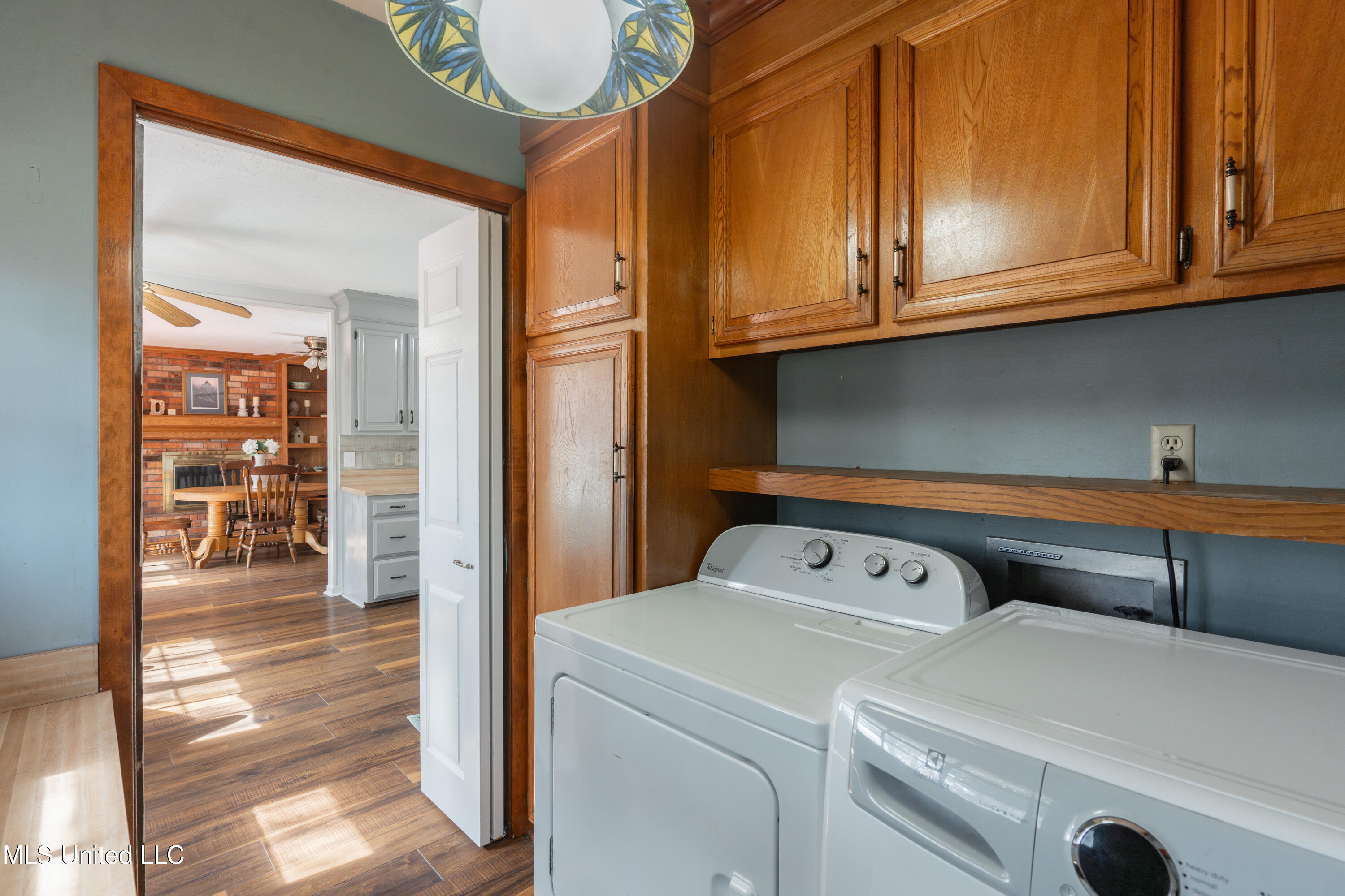 1419 Huntcliff Way Clinton, MS 39056 - Photo 29 of 67 29-LaundryRoom