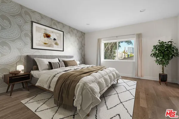 $7,500 | 1745 South Barrington Avenue, Los Angeles, CA 90025