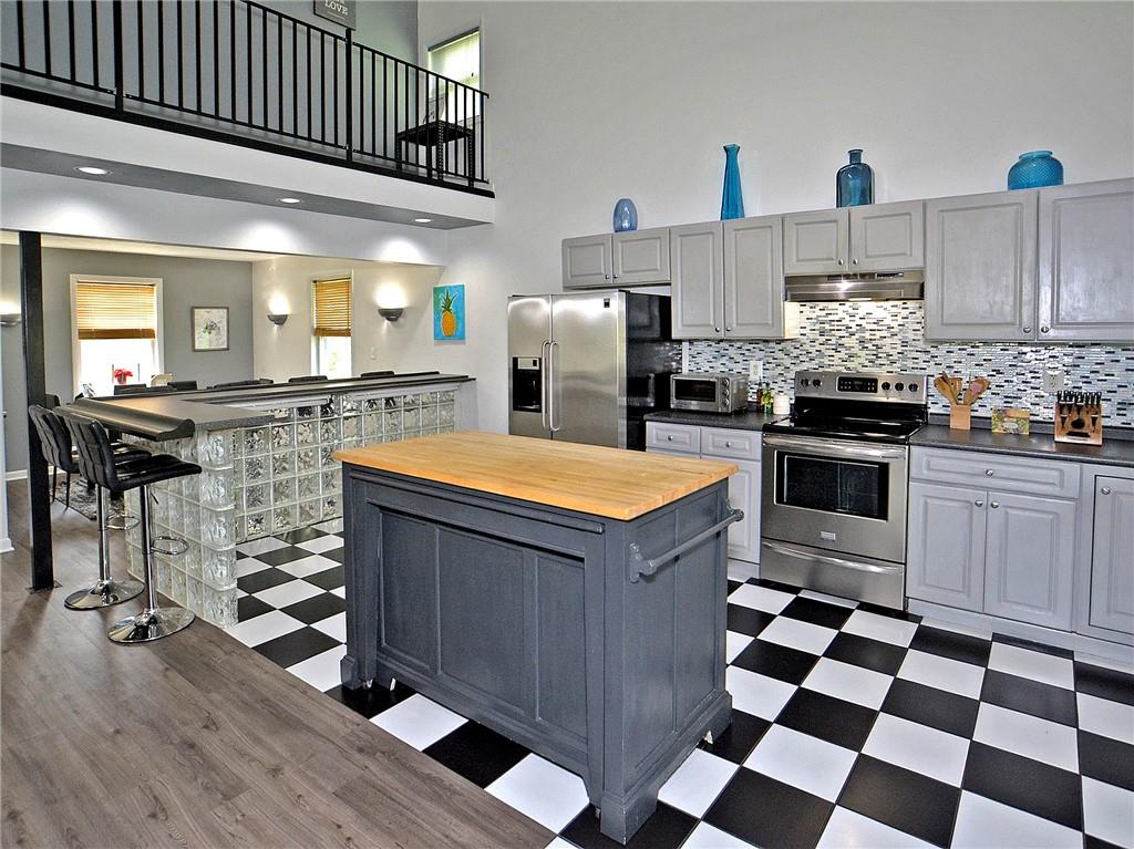 2050 A Paintertown Road Irwin, PA 15642 - Photo 2 of 30 Gallery Image 2