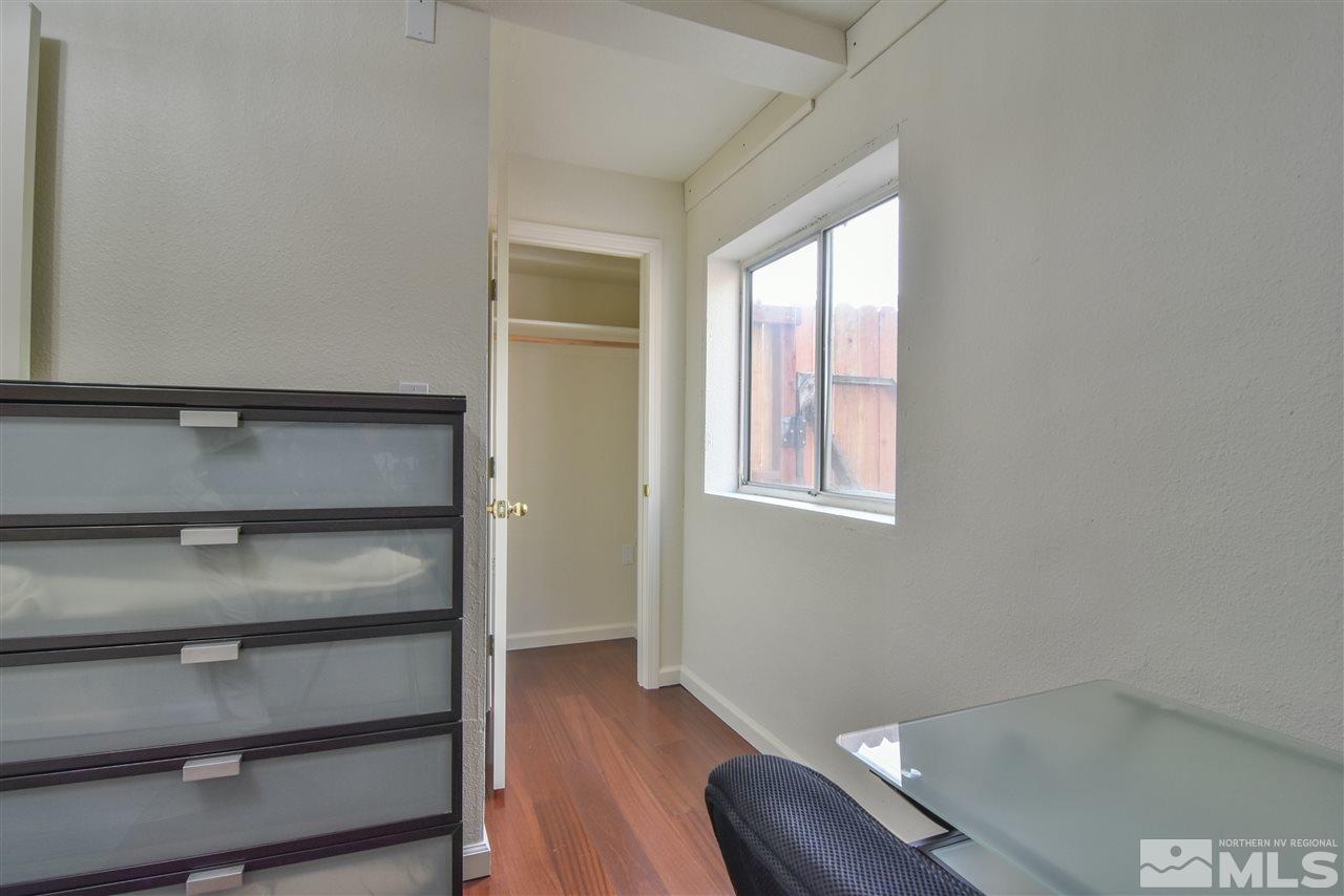 541 Tarn Way Reno, NV 89503 - Photo 6 of 22 Photo 6