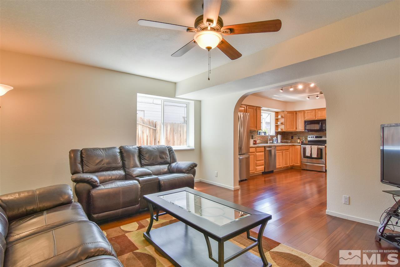 541 Tarn Way Reno, NV 89503 - Photo 8 of 22 Photo 8