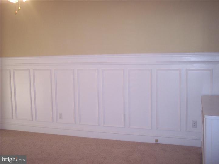 934 Edgemore Road Philadelphia, PA 19151 - Photo 1 of 9 Gallery Image 1