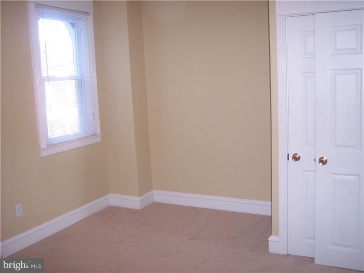 934 Edgemore Road Philadelphia, PA 19151 - Photo 8 of 9 Gallery Image 8