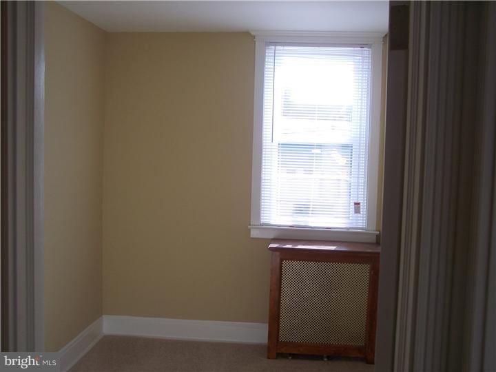 934 Edgemore Road Philadelphia, PA 19151 - Photo 9 of 9 Gallery Image 9