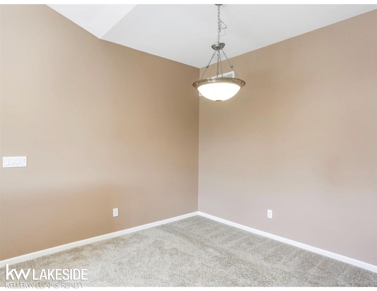 1183 Alameda Troy, MI 48085 - Photo 18 of 25