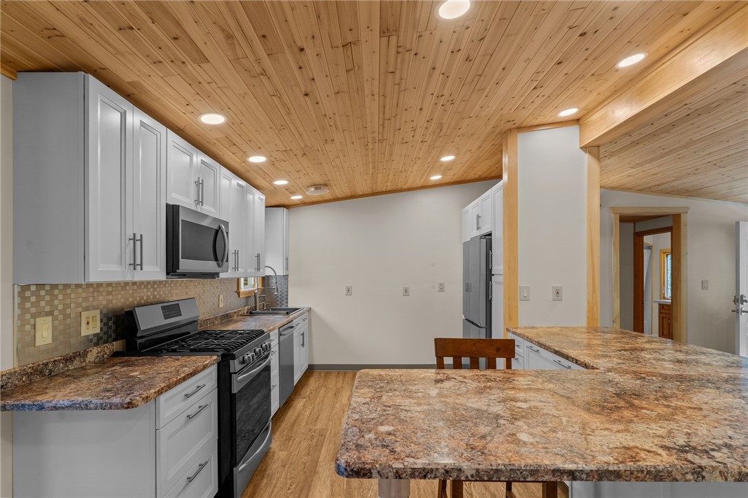 464 Gardiner Road Richmond, RI 02892 - Photo 28 of 42