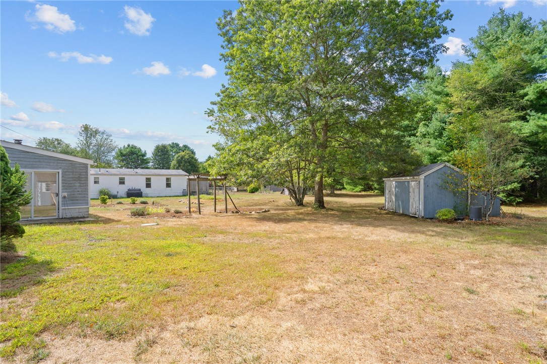 464 Gardiner Road Richmond, RI 02892 - Photo 5 of 42