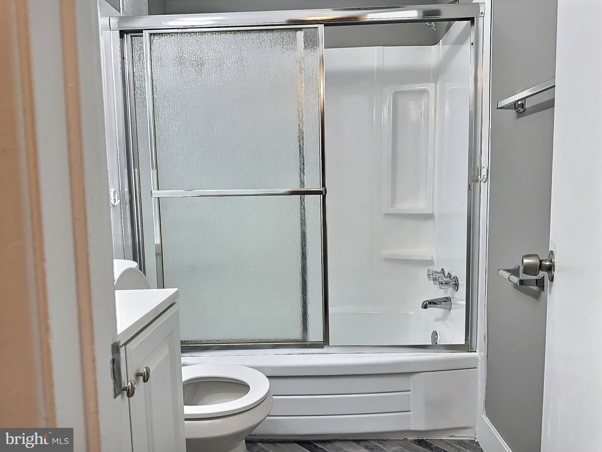 1826 Metzerott Road, Unit B4 Adelphi, MD 20783 - Photo 12 of 26 Bathroom