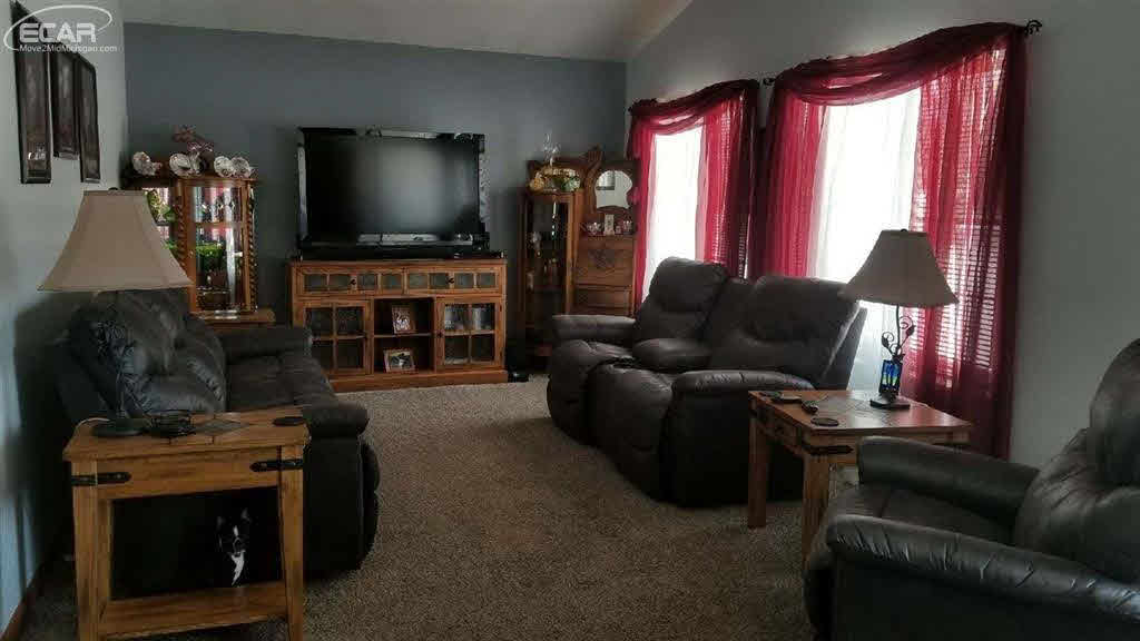10495 Seymour Road Montrose, MI 48457 - Photo 7 of 21 Gallery Image 7