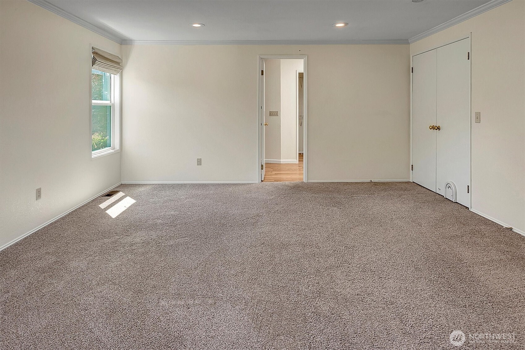 1918 238th Street Southeast Bothell, WA 98021 - Photo 20 of 36 an empty room with windows and closet
