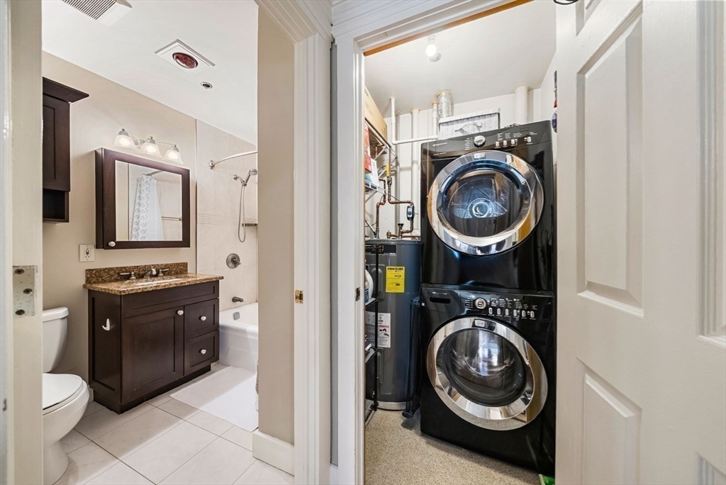 100 Fulton Street, Unit 3C Boston, MA 02109 - Photo 15 of 27