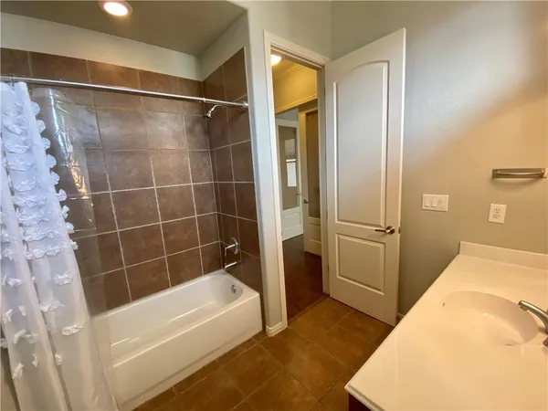 $4,150 | 1115 Kinney Avenue, Unit 41, Austin, TX 78704