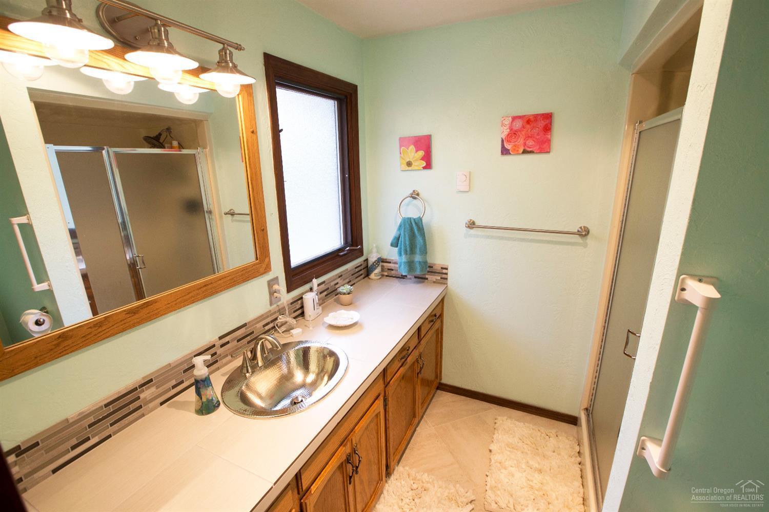 14432 Crossroads Loop Sisters, OR 97759 - Photo 19 of 25 Additional Photo