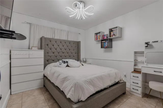 $890,000 | 10351 Southwest 49th Street, Miami, FL 33165