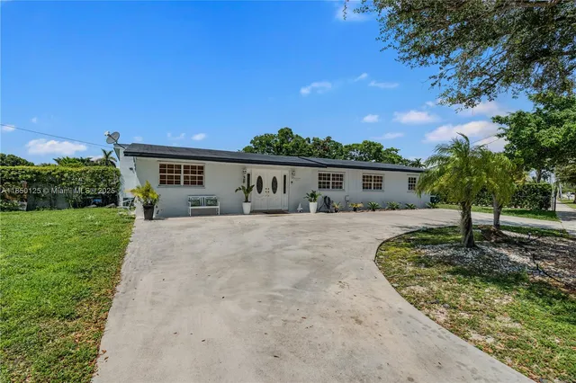 $890,000 | 10351 Southwest 49th Street, Miami, FL 33165